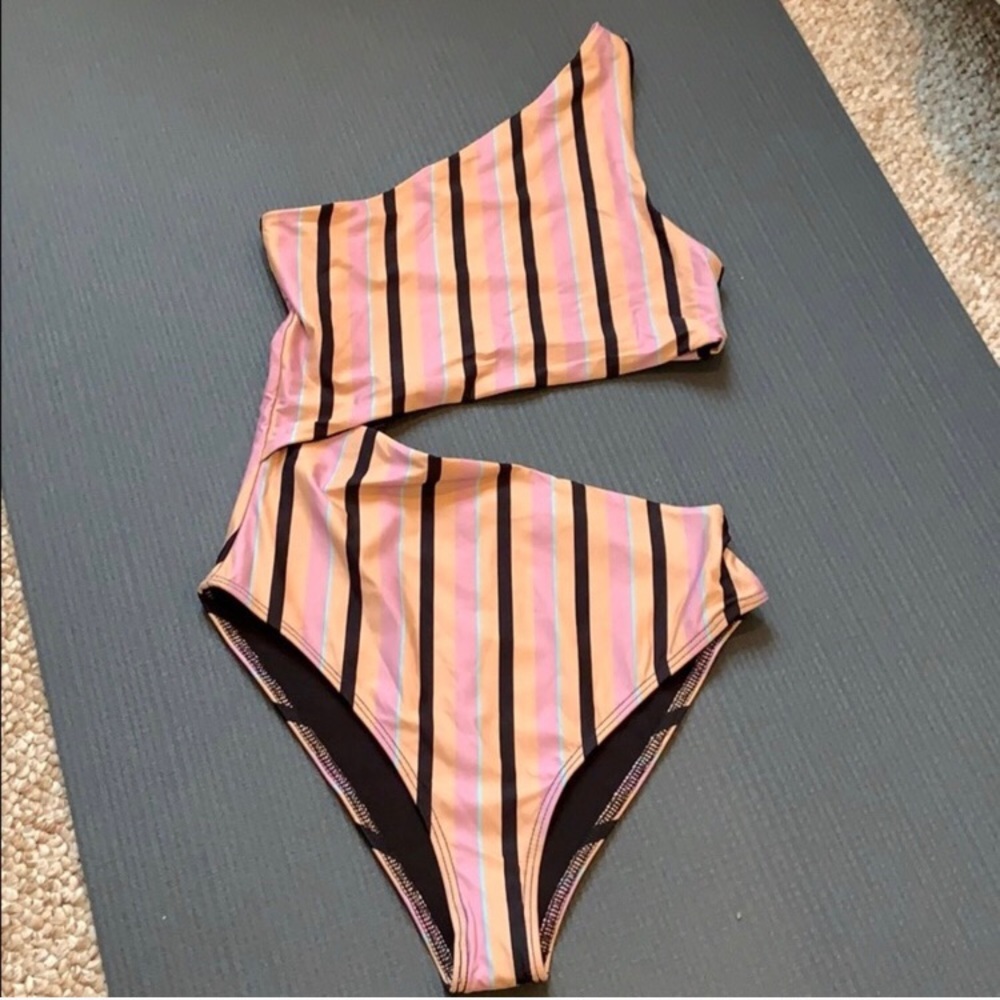 Beach Riot Swimsuit